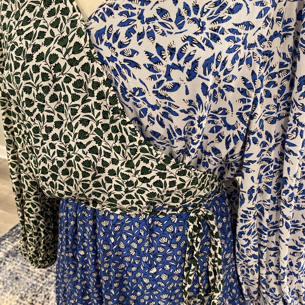 Floral Wrap Flare Dress - Picture 6 of 16